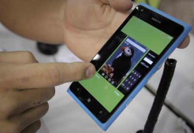 Windows Phone 8 будут устанавливать на большие смартфоны