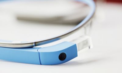Google Glass стоит 2000 рублей