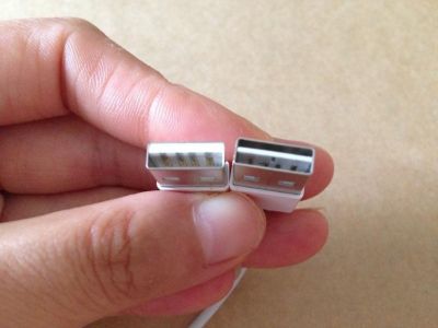 Lightning-кабеля с двусторонним USB-разъемом  (фото)