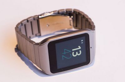 В российских магазинах начали продавать «умные» часы Sony SmartWatch 3