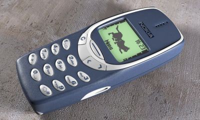 Nokia 3310 против шредера