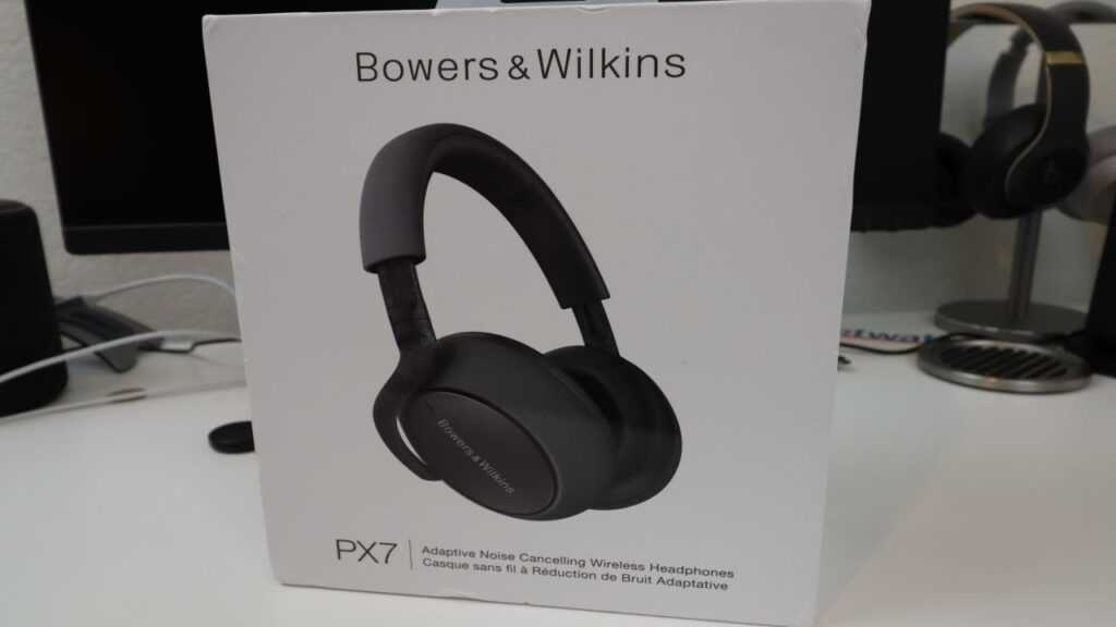  Bowers & Wilkins PX7 