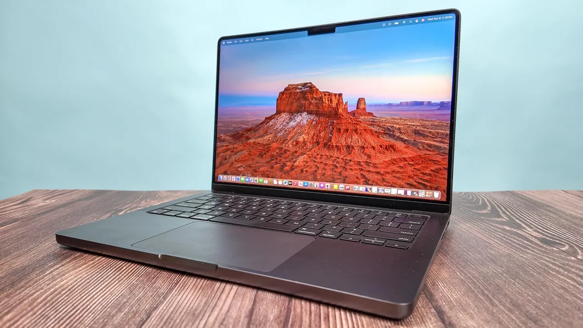 MacBook Pro 14