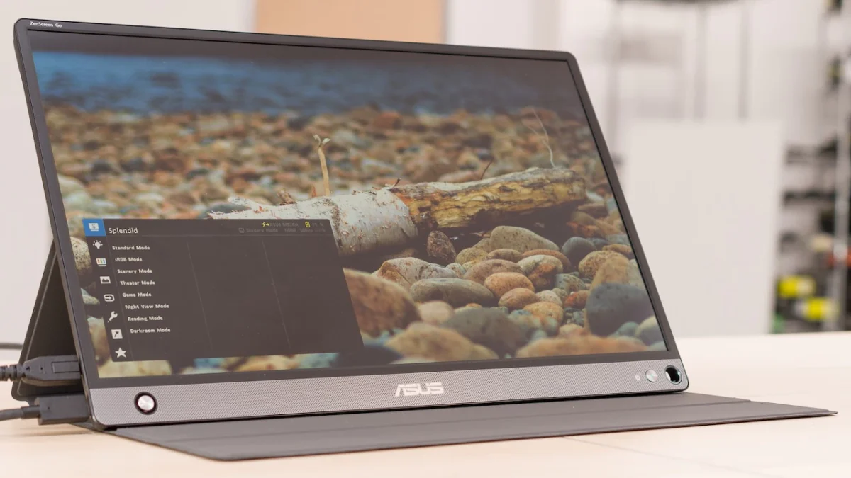 Asus ZenScreen MQ16AH