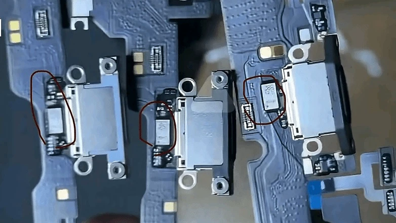 Предполагаемый разъем USB-C Apple iPhone 15 имеет чип Thunderbolt. / © Лаборатория зарядного устройства
