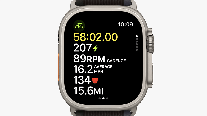 Apple Watch Ultra 2 теперь оборудованы поддержкой датчиков частоты вращения педалей с использованием Bluetooth. / © Apple.